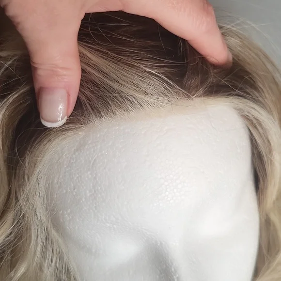 NWT BelleTress Vienna Roast wig - Picture 6 of 14